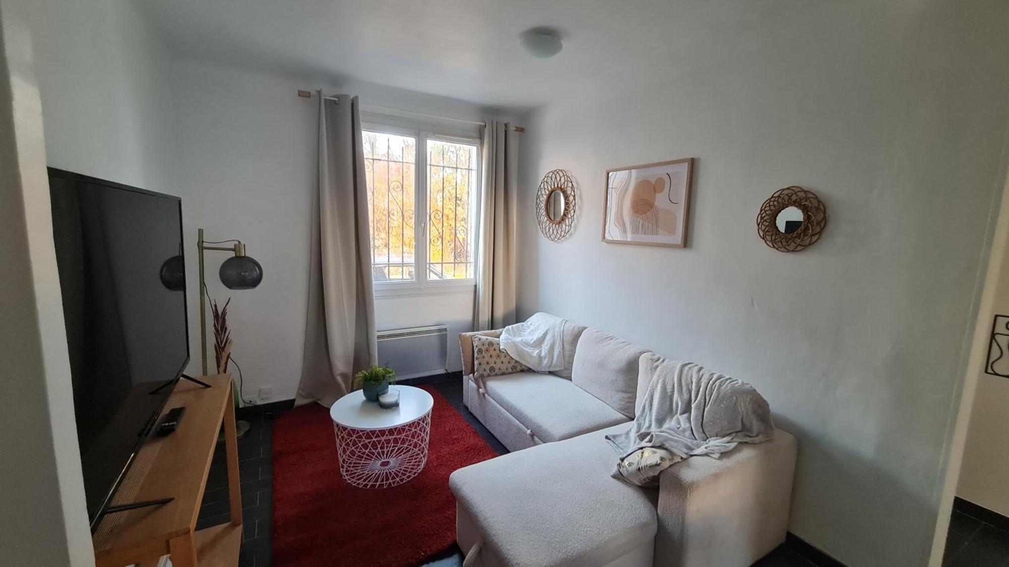 Les Lilas Marignane Exterior photo